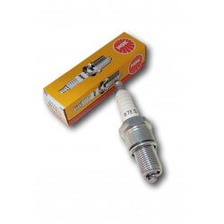 Bougie NGK B6ES long culot pour moteur 2 Temps • Motorkit
